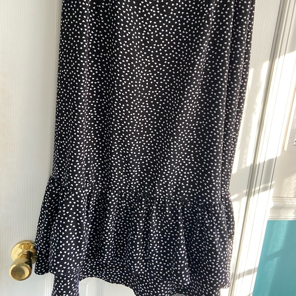 Long skirt | black with white hearts